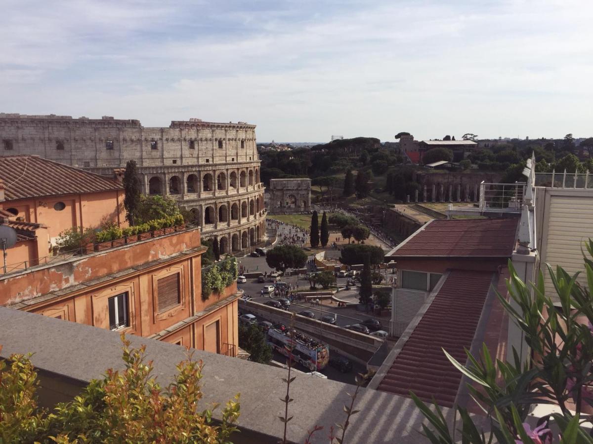 Superattico Sul Colosseo Roma Esterno foto